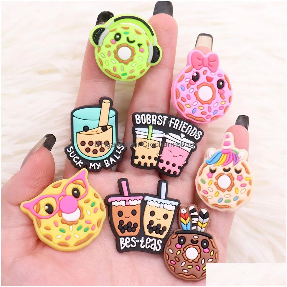 Shoe Parts & Accessories Moq 20Pcs Pvc Cartoon Food Donuts Glasses Bow Suck Charms Decoraiton Buckle For Bands Bracelets Drop Delivery Dhe0Y