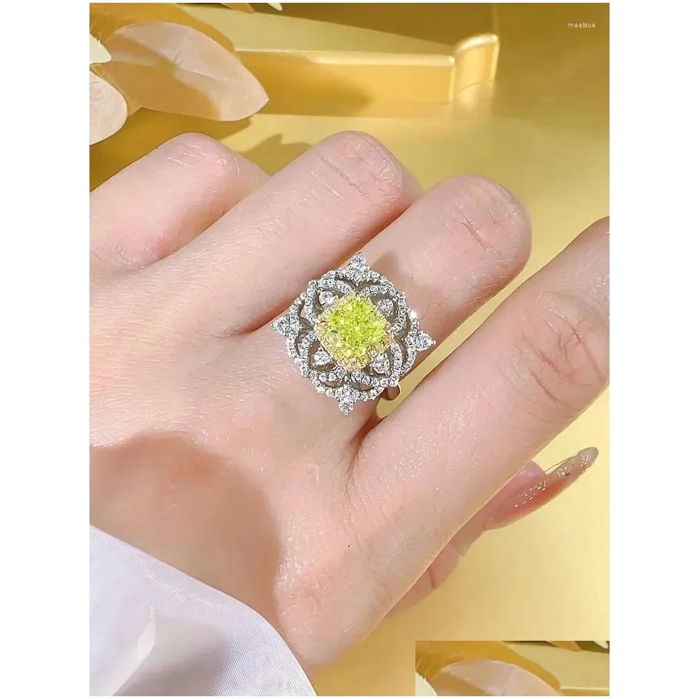 Cluster Rings Fashion Retro 925 Sterling Silver Flower Style Olive Green Ring Princess Set High Carbon Diamond Wedding Jewelry