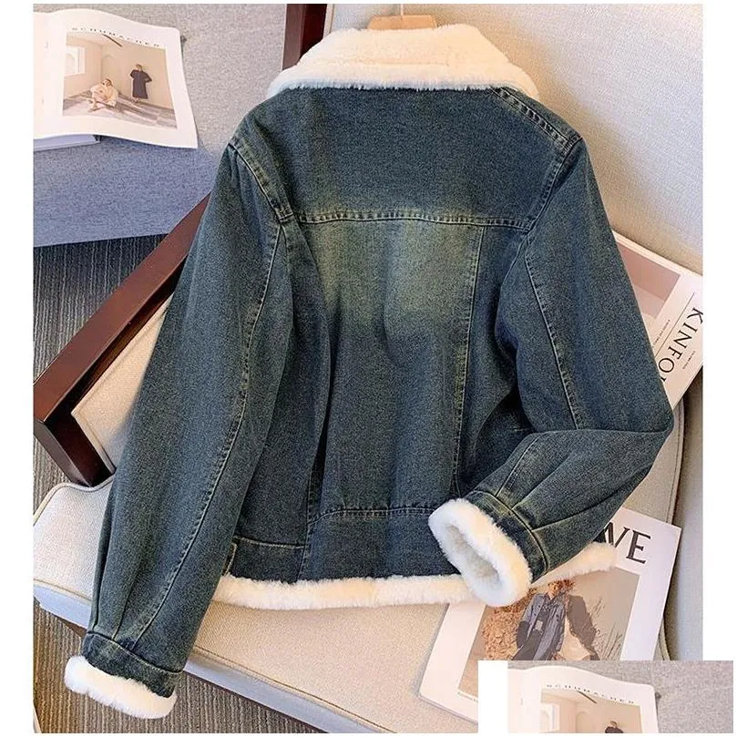 OC243M17 Winter Women`s Coat Denim Plush Jacket Lamb Fleece Short Fashion Stonewashed Retro Customization