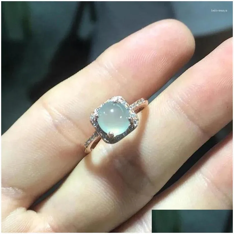 Cluster Rings Exquisite Craftsmanship Silver Inlaid Natural Chalcedony Round Adjustable Ring Light Luxury Charm Ladies Jewelry
