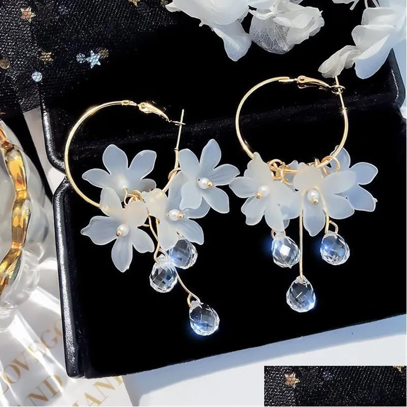 Dangle & Chandelier Korean Fashion Resin White Flower Drop Earrings For Women Elegant Bohemia Sweet Floral Hanging Oorbellen