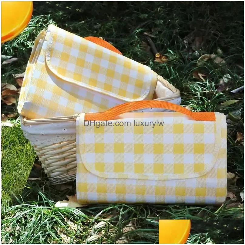 Outdoor Pads Mat Ce Picnic Spring Outing Waterproof Cloth Portable Grass Thickening Drop Delivery Sports Outdoors Camping Hiking And Dh2Hk