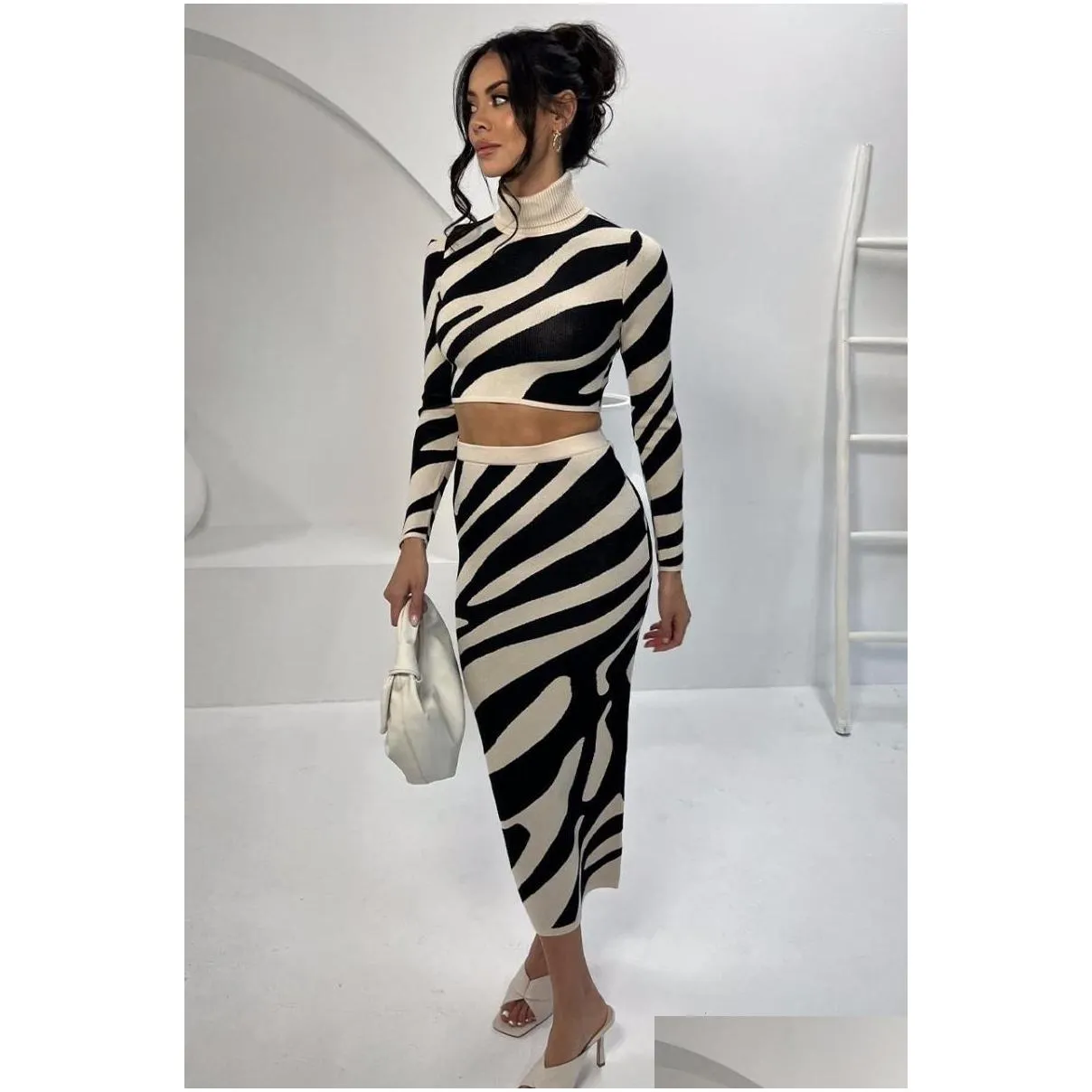 Work Dresses CINESSD 2023 Ladies Temperament High Collar Short Midriff-Baring Top Slim-Fit Sheath Skirt Knitted Striped Two-Piece Set