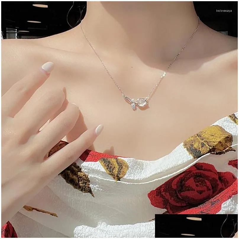Jewelry Pouches Chalcedony Tulip Necklace Female Design Flowers Clavicle Chain Girlfriends Birthday Gift