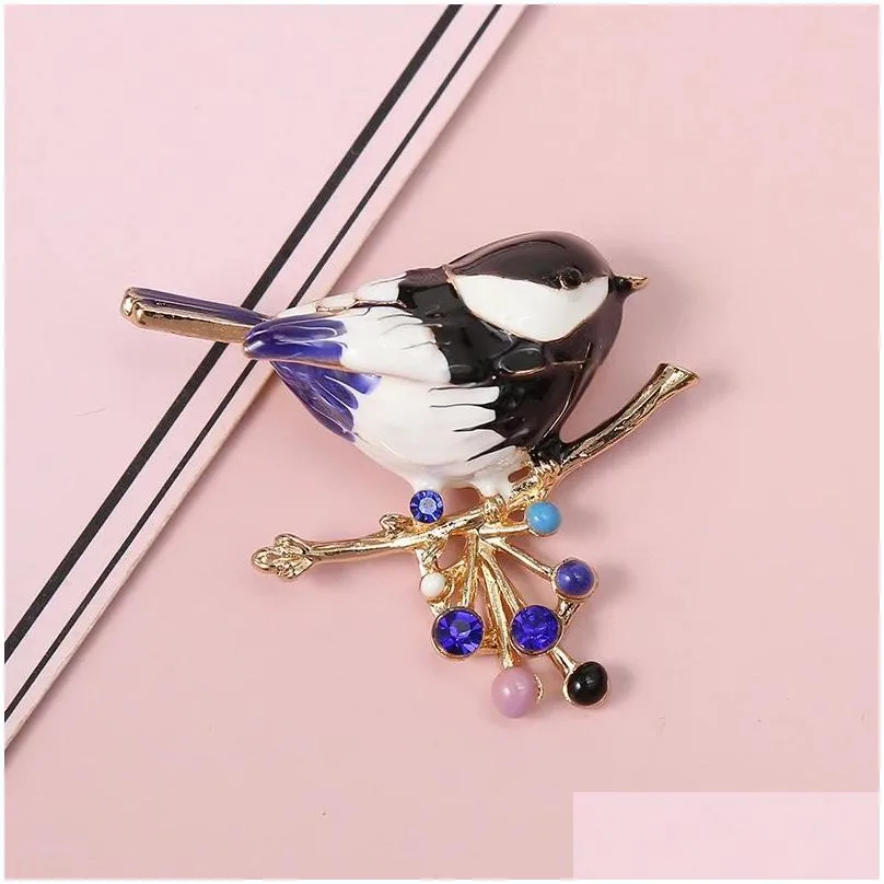 2024 New Multicolor Bird Brooch Pins Quality Enamel Ainmal Brooches New Year Designer Jewelry Gift