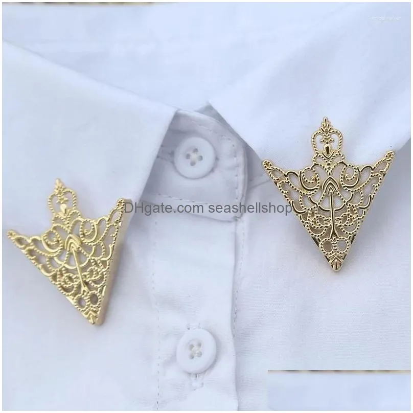 Brooches Women Vintage Triangle Shirt Collar Pin Brooch Hollow Out Metal Men Clothes Decorative Cute Jewelry Accessories