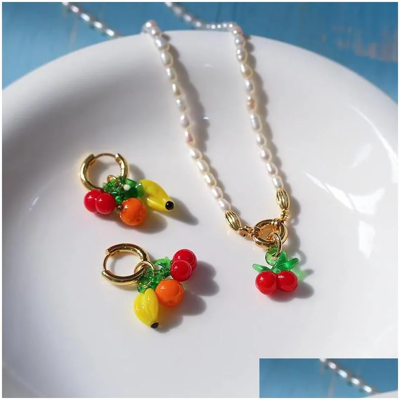 Pendant Necklaces Fruit Pearl Necklace For Women Ins Minority Simple Fashion Design Glass Cherry NecklacePendant