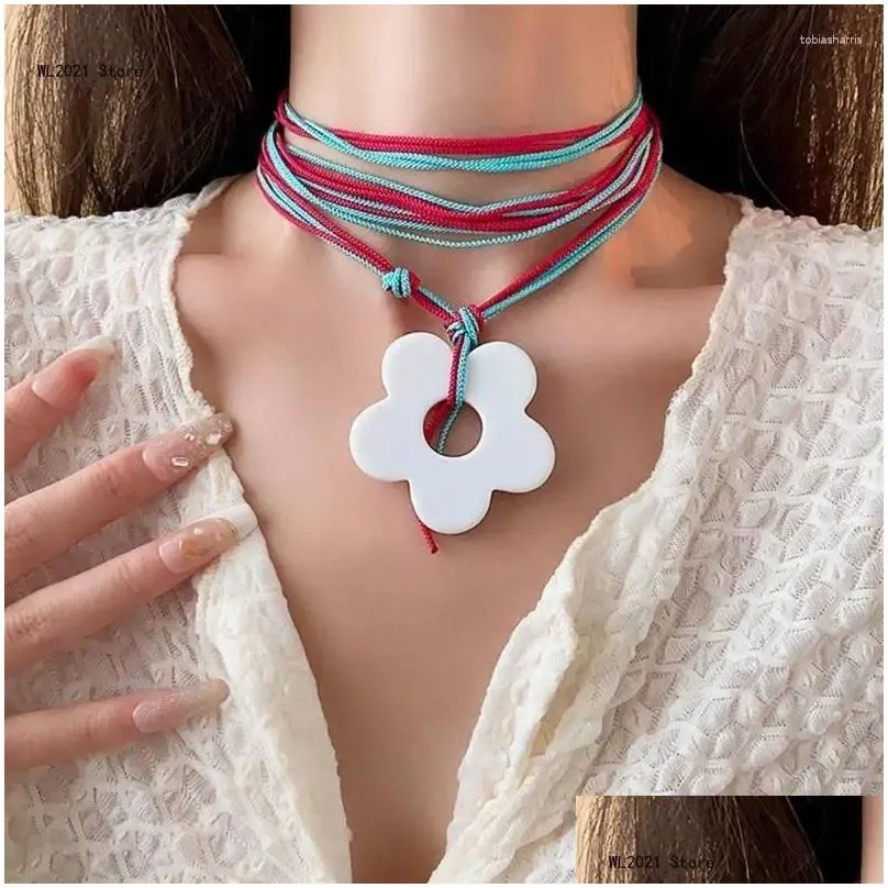 Chains Unique Acrylic Flower Rope Necklace Eye Catching Pendant Choker Summer Beach Braid For Women Girls