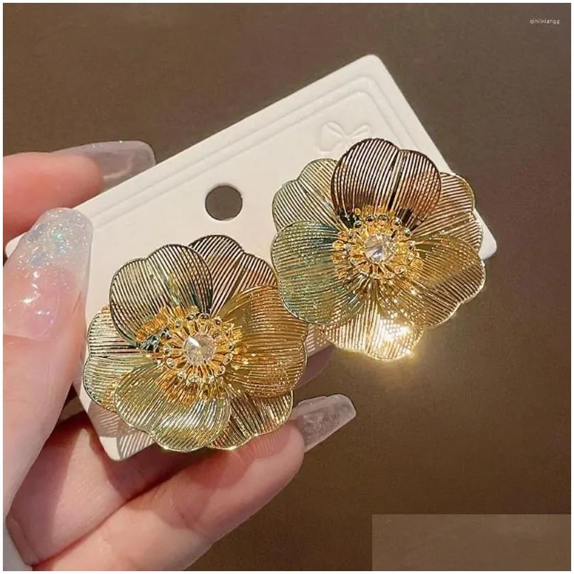 Stud Earrings Elegant Flower Zircon Individuality Romantic Exquisite Ear Jewelry Fashion Exaggerated Design Earring Girl