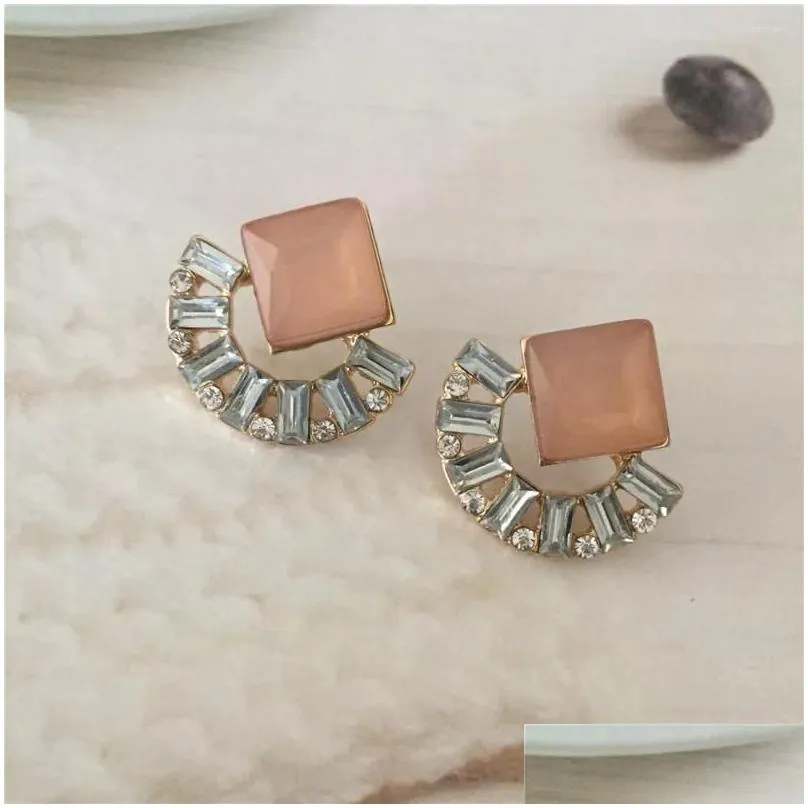 Stud Earrings Fashion High Quality Cute Earring Resin Modern Women Anniversary Bridal Party Wedding Jewelry