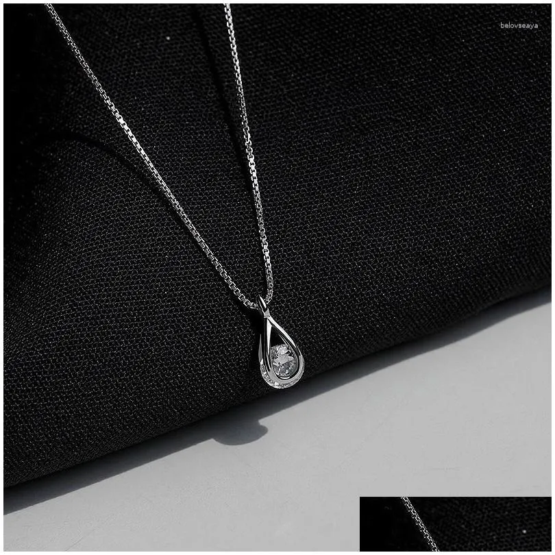 Jewelry Pouches Synthetic Moissanite Zircon Water Drop Necklace Female Summer Design Sense Geometric Clavicle