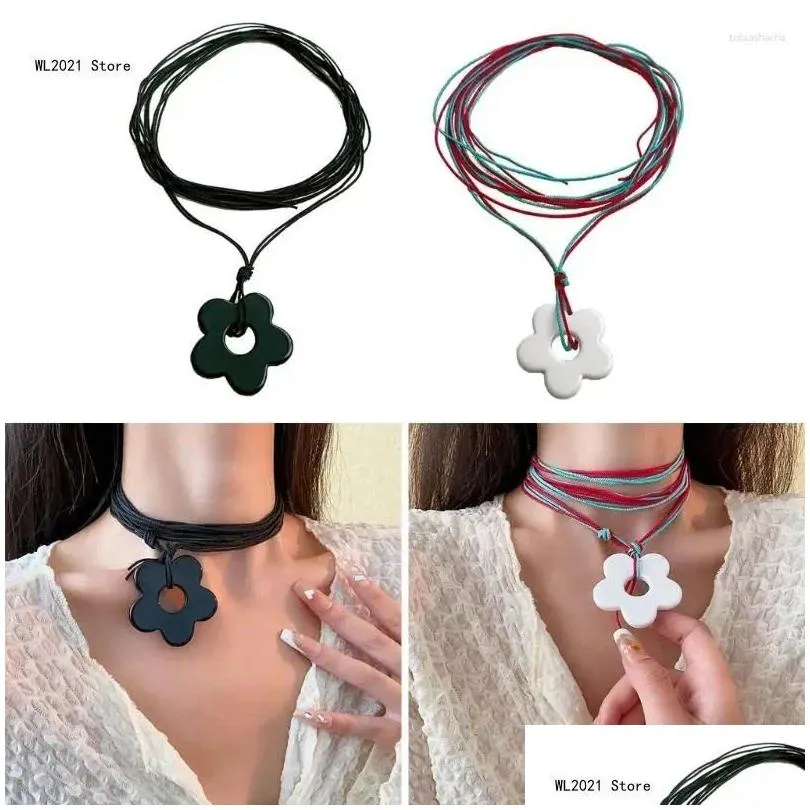 Chains Unique Acrylic Flower Rope Necklace Eye Catching Pendant Choker Summer Beach Braid For Women Girls