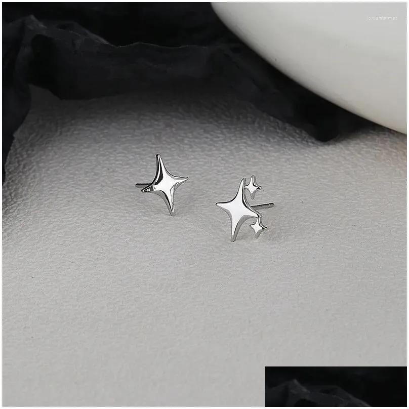 Stud Earrings Korea Trend Lucky Four Star For Women Fashion Elegant Temperament Hip Hop Asymmetric Stars Earring Jewelry Gift