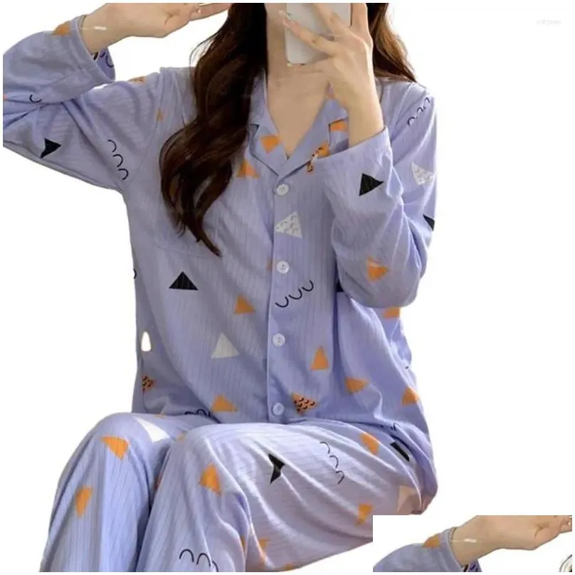 Women`s Sleepwear Long-sleeve Home Wear Cozy Cartoon Print Winter Pajama Set With Single-breasted V Neck Elastic Waist Soft Long For