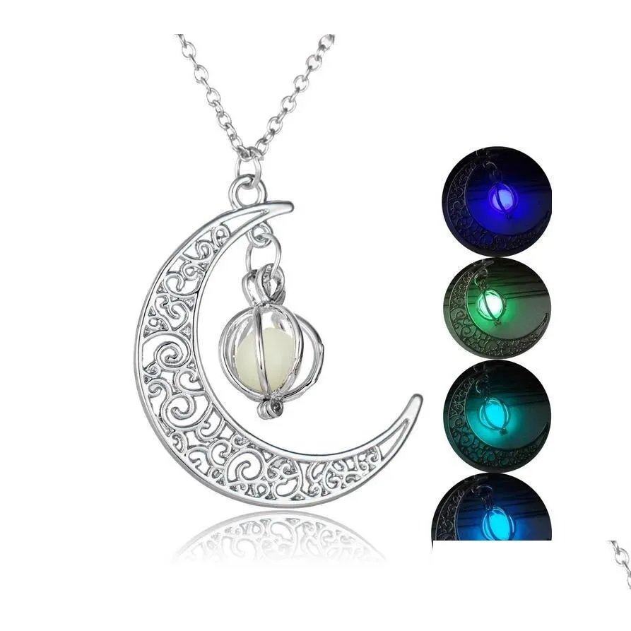 Fashion The moon Pendant Necklace Noctilucence Glow in Dark Essential Oil Diffuser Necklace Lockets Chains Jewlery for Women gift
