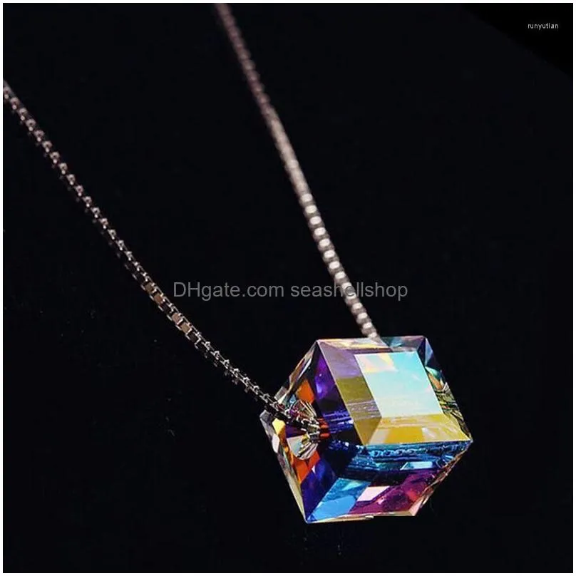 Necklaces Aurora Pendant Necklaces Candied Colorful ThreeDimensional Square Silvery Necklace 2022 For Women`s Luxury Accessories