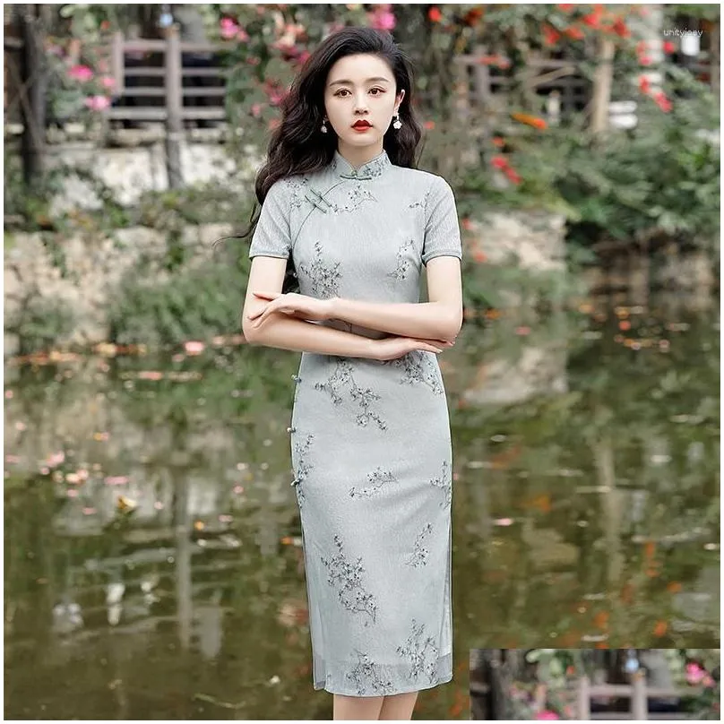 Ethnic Clothing 2023 Summer Gray Sexy Mid-length Cheongsam Simple Fashion Retro Floral Daily Chinese Style Evening Wedding Dress Qipao