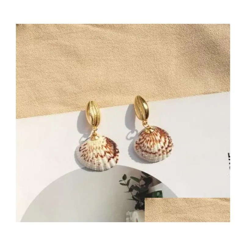 NEW Handmade Shell Dangle Earrings Bohemian Gold Irregular Seashell Conch Earring for Women Girl Lady Beach Holiday Jewelry Gift