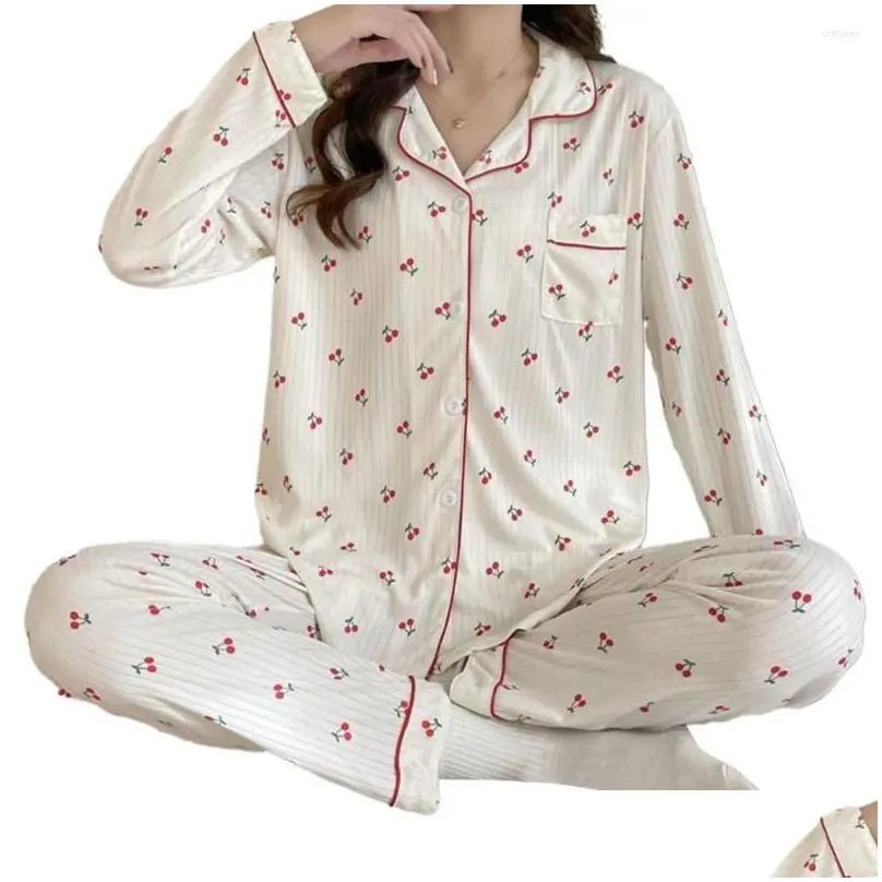 Women`s Sleepwear Long-sleeve Home Wear Cozy Cartoon Print Winter Pajama Set With Single-breasted V Neck Elastic Waist Soft Long For