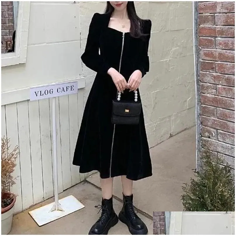 Casual Dresses 2023 Spring And Autumn Fashion Simple Playful Hepburn Style Square Neck Panel Zipper Bubble Sleeve Waist Shrink Dress