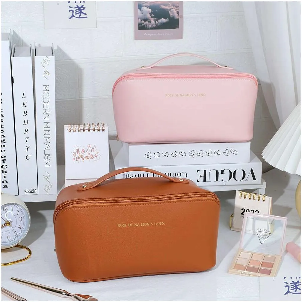 Instagram Large Capacity Internet Celebrity Style Pillow Women`s PU New Convenient Storage Makeup Washing Bag 271791