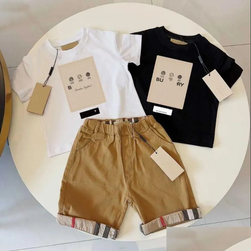 Kid designer t shirt childrens sets Classic fashion baby clothes summer boys girls Short sleeve luxury brand letters toddler clothing