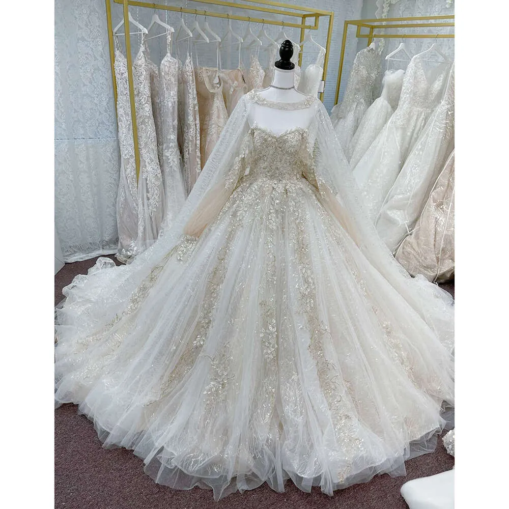 Exquisite Appliques Sequined Bride Elegant Sweetheart Off the Shoulder Long Sleeves Chapel Train Ball Gowns Wedding Dress