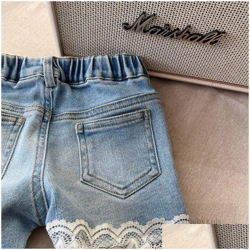 Fashion Girls jeans kids splicing lace embroidery denim flare pants 2024 spring children elastic waist  trousers Z7661