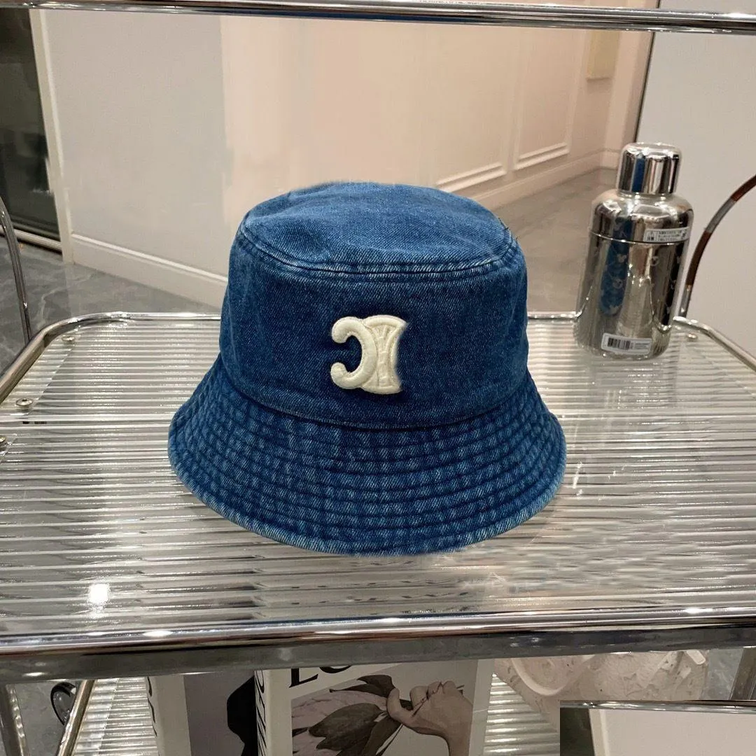  designer bucket hats 100 % cotton blue hat wide brim blue hats embroidered knitted plain dyed hats men and women with white logo cap hat for four