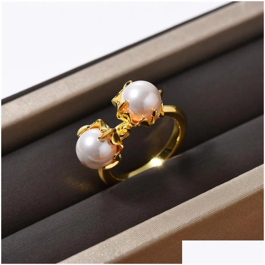 French Fashion Vintage Pointed Inlaid Pearl Ring for Women Niche Light Luxury Design Trend High-end Charm Jewelry