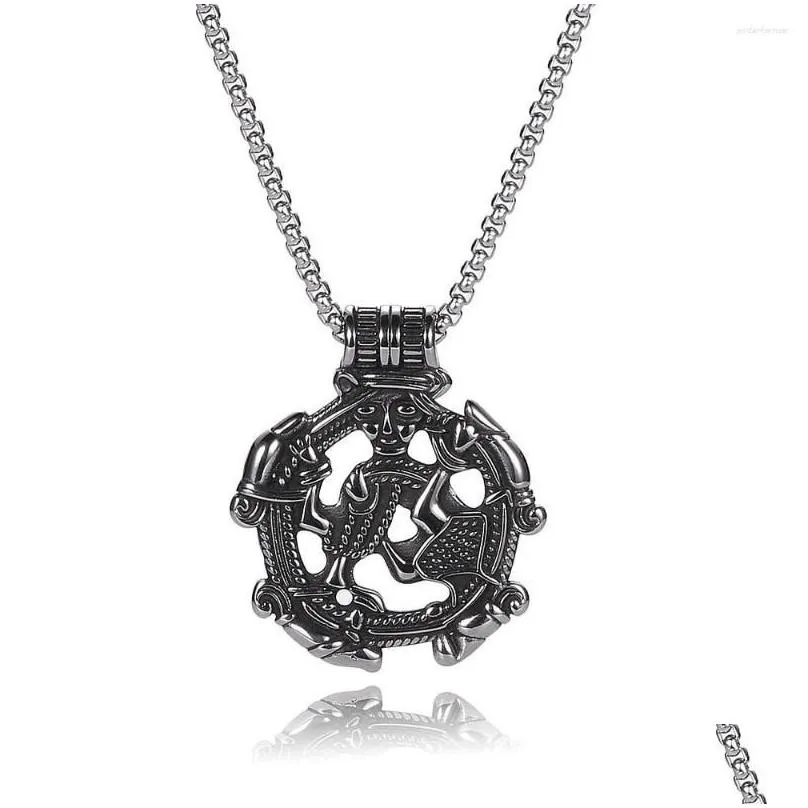 Pendant Necklaces  Pirate Retro Round Hollow Out Necklace Alloy Chain Personality Hip Hop Men Pendants Jewelry Fashion