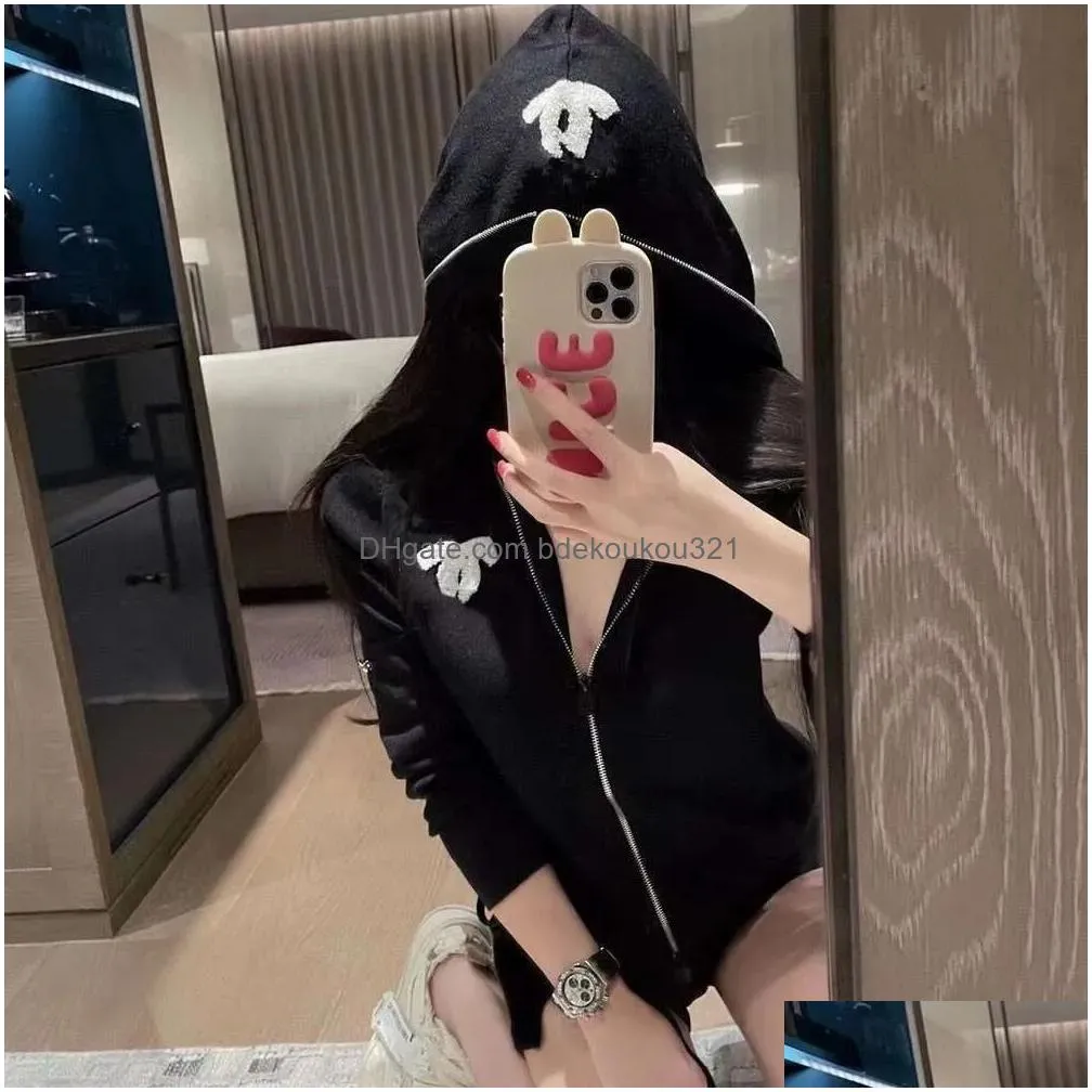 Women`S Sweaters Women Knit Tops Designer Sweater Fashion Letter Embroidery Graphic Cardigan Style Hooded Zipper Cardigans Loose Knit Dhlrw