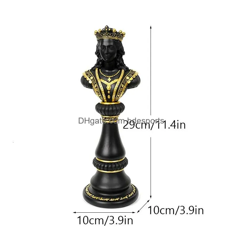Decorative Objects & Figurines Northeuins 30Cm International Chess For Interior King Queen Knight Statue Board Chessmen Home Deaktop D Dh4Xr