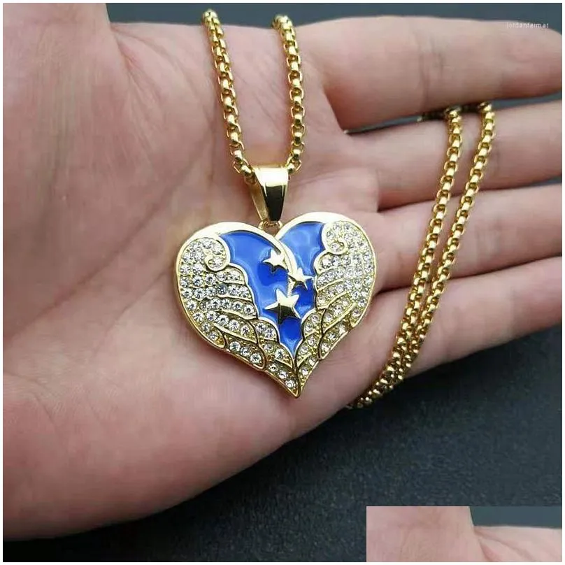 Pendant Necklaces POTCET Neutral Stainless Steel Blue Heart Wing Titanium Necklace Geometric Hip Hop Fashion Party Jewelry