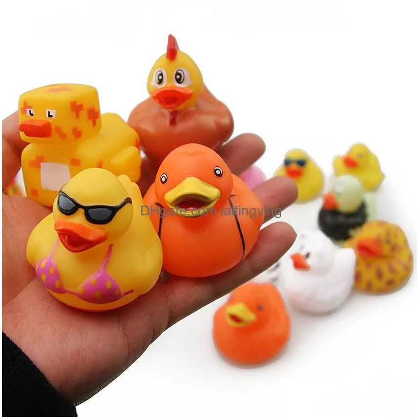 wholesale children bathing toy floating rubber ducks squeeze sound cute lovely duck for baby shower 20/50/ random styles lj201019