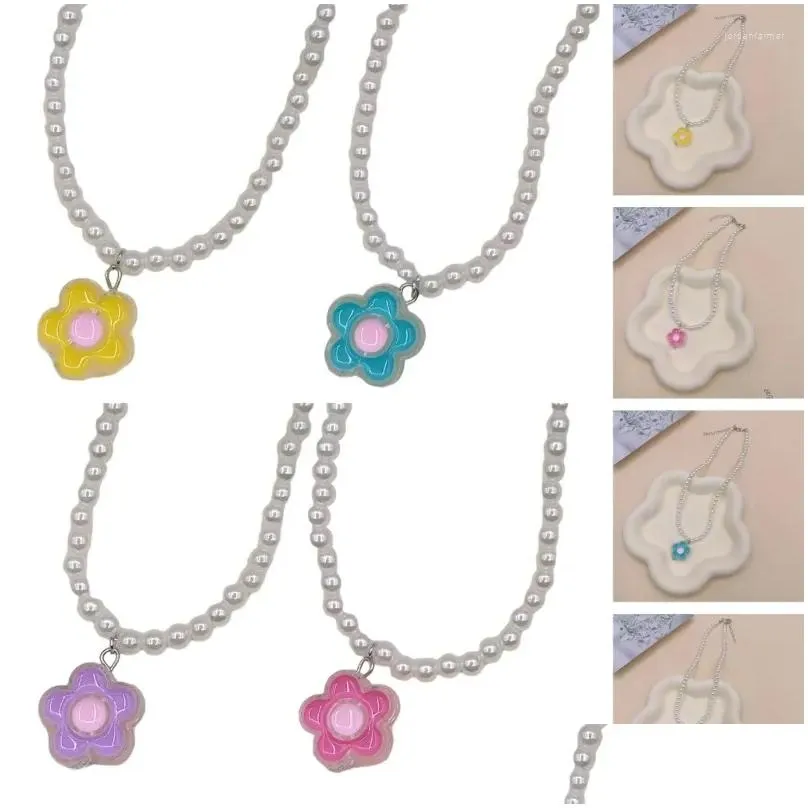 Pendant Necklaces Y2K Pearls Flower Necklace Women Fashion Egirl Punk Clavicle Chain