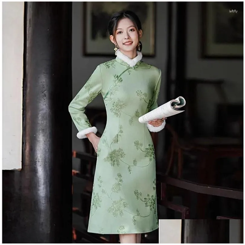 Ethnic Clothing Winter Suede Plus Velvet Thickened Embroidered Fur Collar Green Cheongsam Elegant Chinese Traditional Costume Qipao