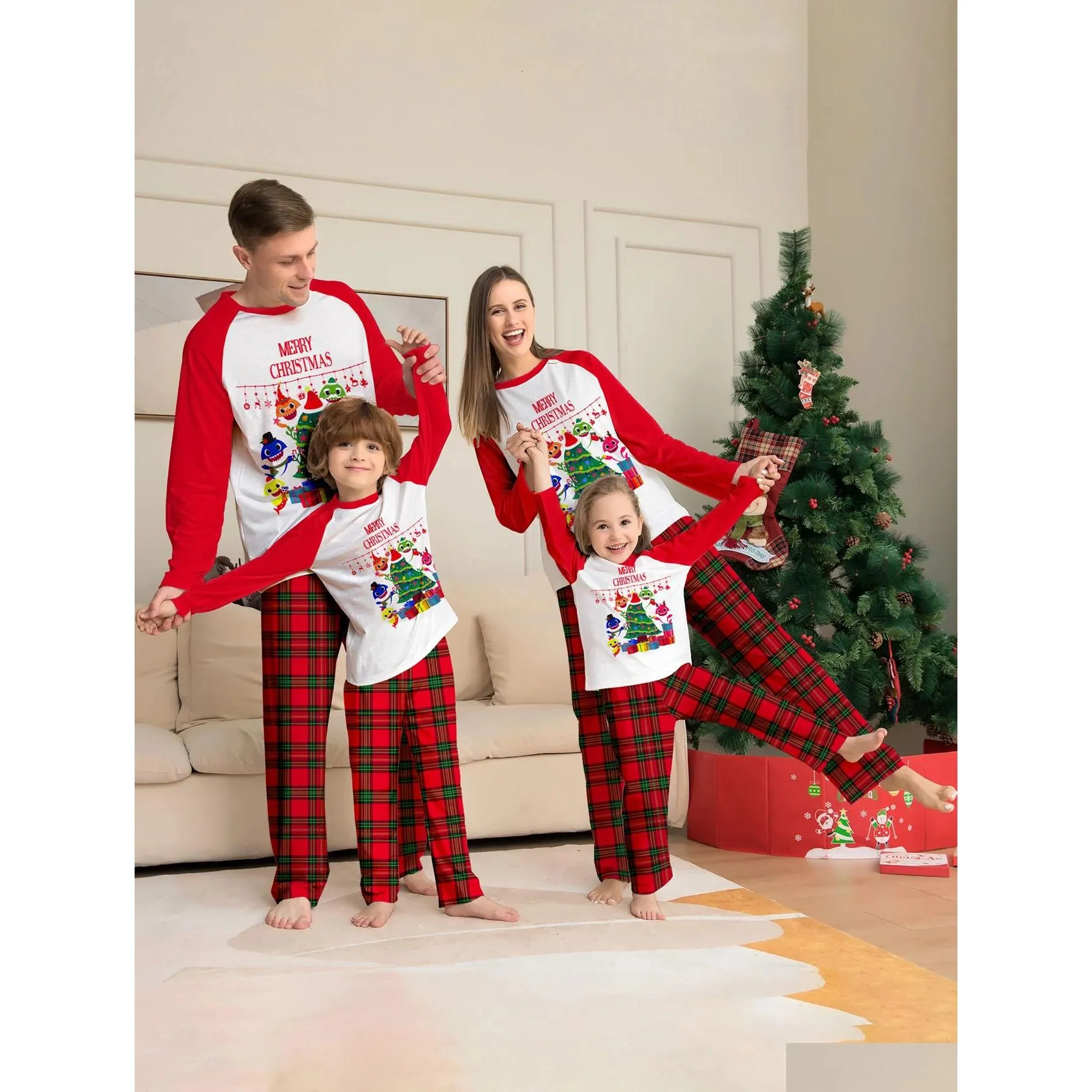 Family Matching Outfits Family Look 2 Pcs Suit Baby dog Romper Year Clothes Christmas Pajamas Set Print Parent-child Matching Outfits