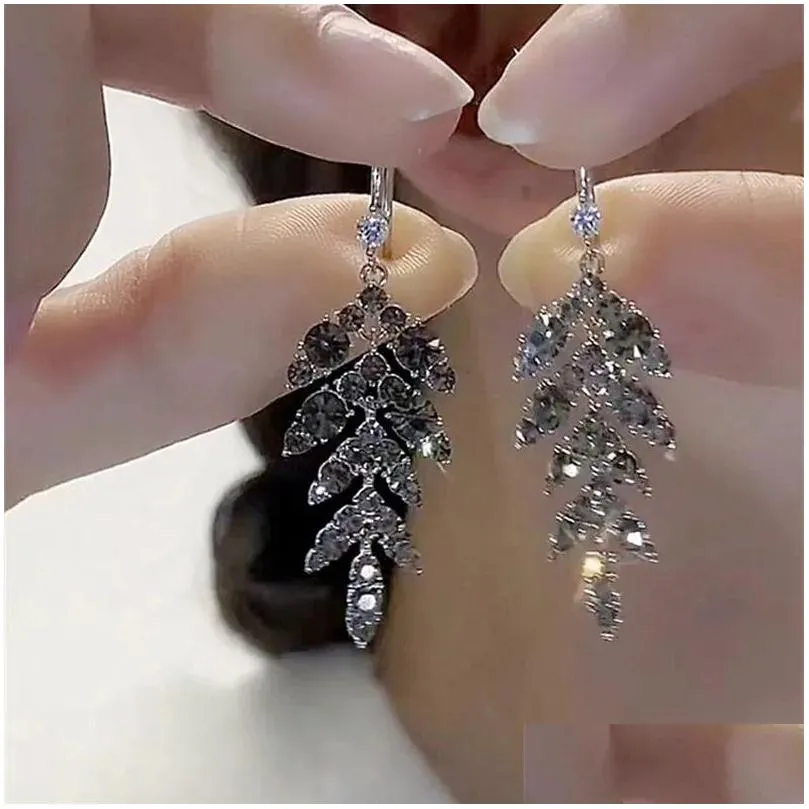 New Vintage Statement Gray Crystal Leaf 14k Yellow Gold Earrings for Women Fashion Unique Accessories Party Jewelry Birthday Anniversary