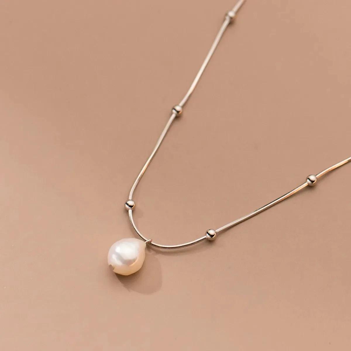 S925 Sterling Silver Fashion Simple Snake Bone Chain Natural Baroque Pearl Necklace for Women Elegant Clavicle Jewelry