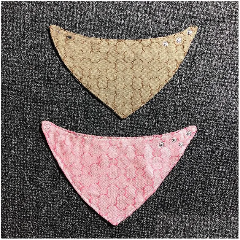 Dog Apparel Brand Letters Embroidery Pet Saliva Towels Luxury Bandanas 3 Colors Personality Charm Teddy Bldog Triangle Drop Delivery H Dh8Qz