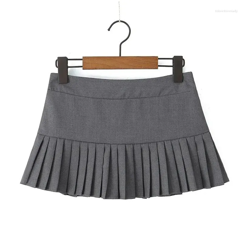 Skirts YENKYE Y2K Cool Girl Sexy Low Waist Pleated Mini Skirt Women Side Zipper Black White Gray Summer