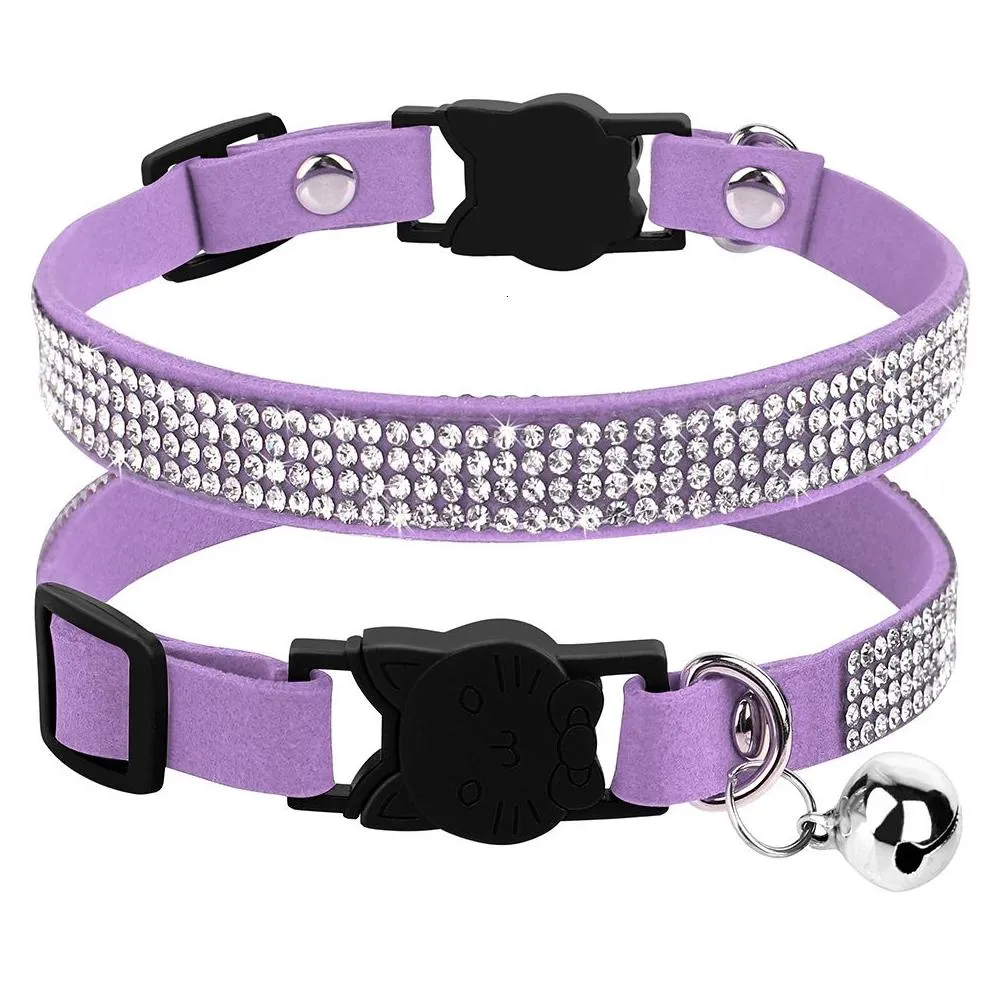 Dog Collars & Leashes Soft Suede Leather Cat Collar Bling Cats With Bell Safety Breakaway Pet Puppy Necklace Adjustable Xs S Pink Drop Dh3Y7