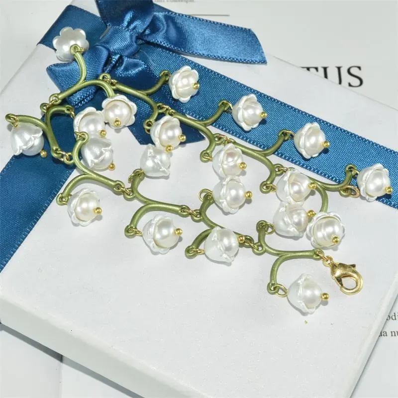 Beaded Mori lily of the valley Baroque  water pearl bracelet cool wind light luxury simple Bracelet accessories 230422