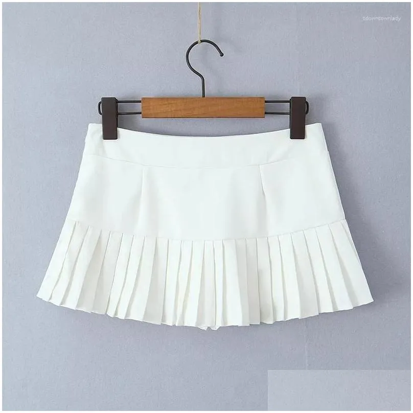 Skirts YENKYE Y2K Cool Girl Sexy Low Waist Pleated Mini Skirt Women Side Zipper Black White Gray Summer