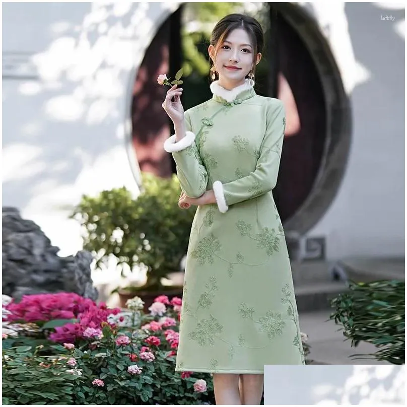 Ethnic Clothing Winter Suede Plus Velvet Thickened Embroidered Fur Collar Green Cheongsam Elegant Chinese Traditional Costume Qipao