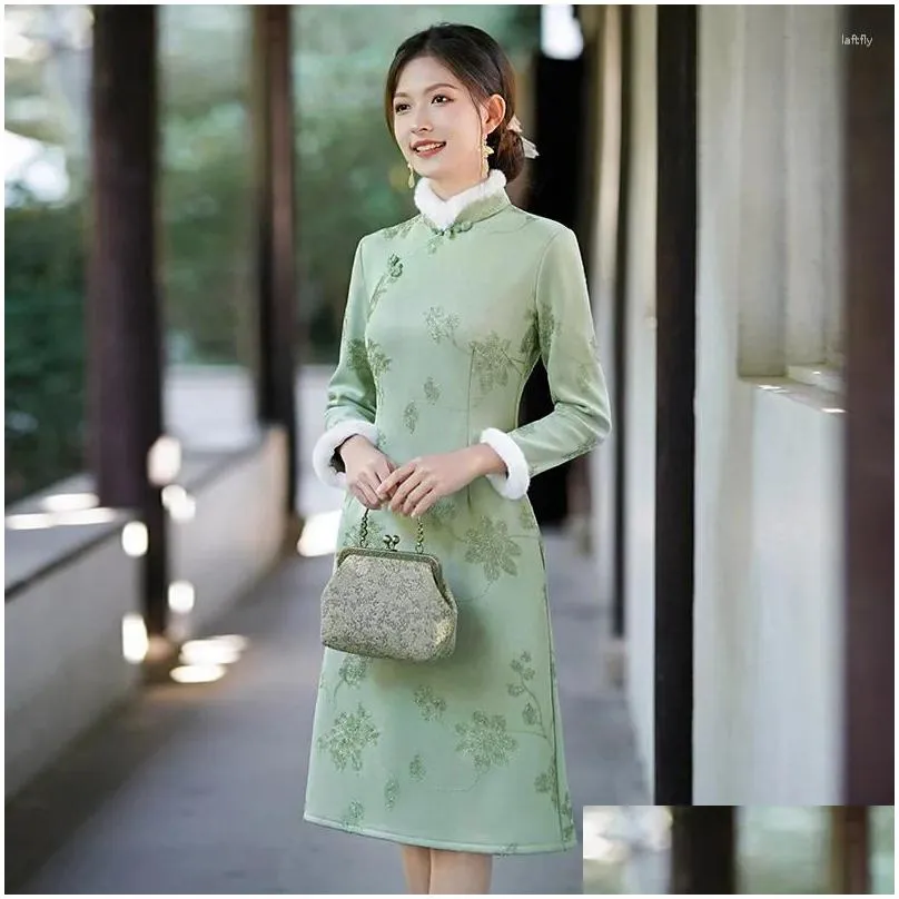 Ethnic Clothing Winter Suede Plus Velvet Thickened Embroidered Fur Collar Green Cheongsam Elegant Chinese Traditional Costume Qipao