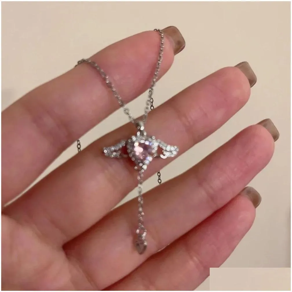 2024 Crystal Angel Wings Heart Pendant 14K White Gold Necklaces Simple Pink White Zircon Love Elegant for Women Girl Jewelry