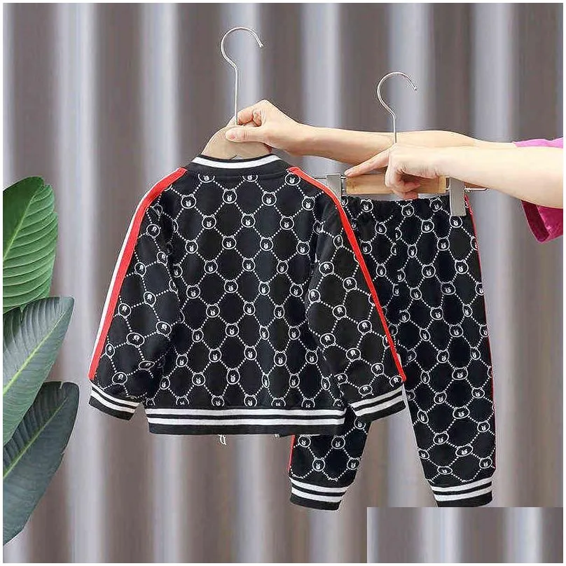 Tracksuits for Bebe Boys Toddler Casual Sets Baby Boys Clothes Sets Spring Autumn Newborn Fashion Cotton Coats+tops+pants 3pcs Y220310