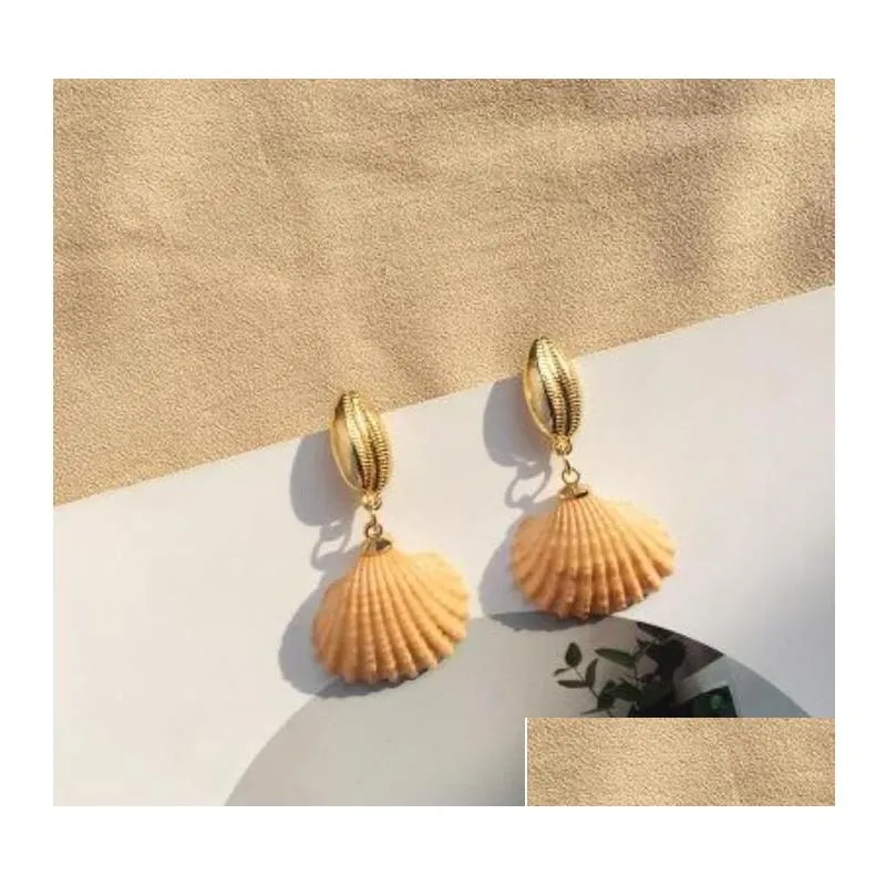 Dangle & Chandelier New Handmade Shell Earrings Bohemian Gold Irregar Seashell Conch Earring For Women Girl Lady Beach Holiday Jewelr Dhpkd